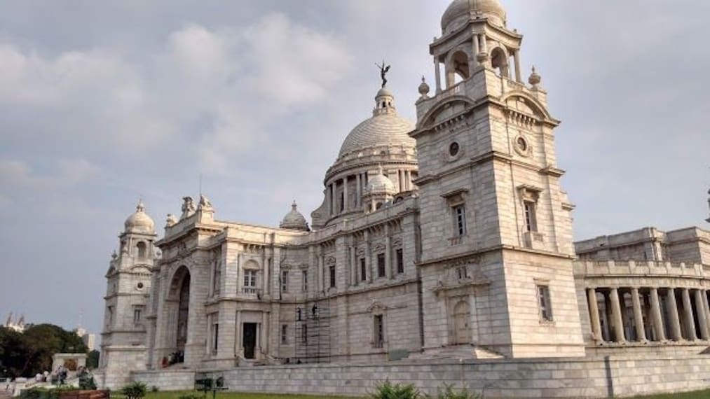 Activity Victoria Memorial Landscape Image